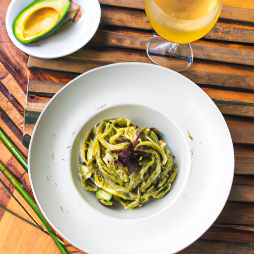 Avocado-laksespaghetti