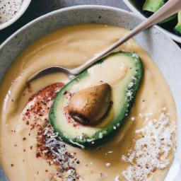 Avokado-tahini-leipä