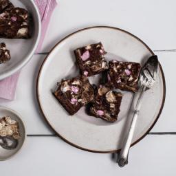 Rocky Road Treat - A delicious and indulgent rocky road combining chocolate, marshmallows, and nuts. Perfect for coffee breaks or satisfying a sweet tooth.