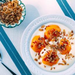 Saltede småkager med blåskimmelost og persimonmarmelade